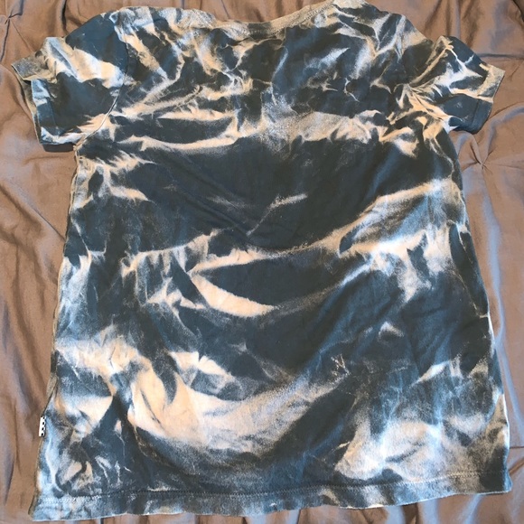 Shirt - Picture 2 of 2